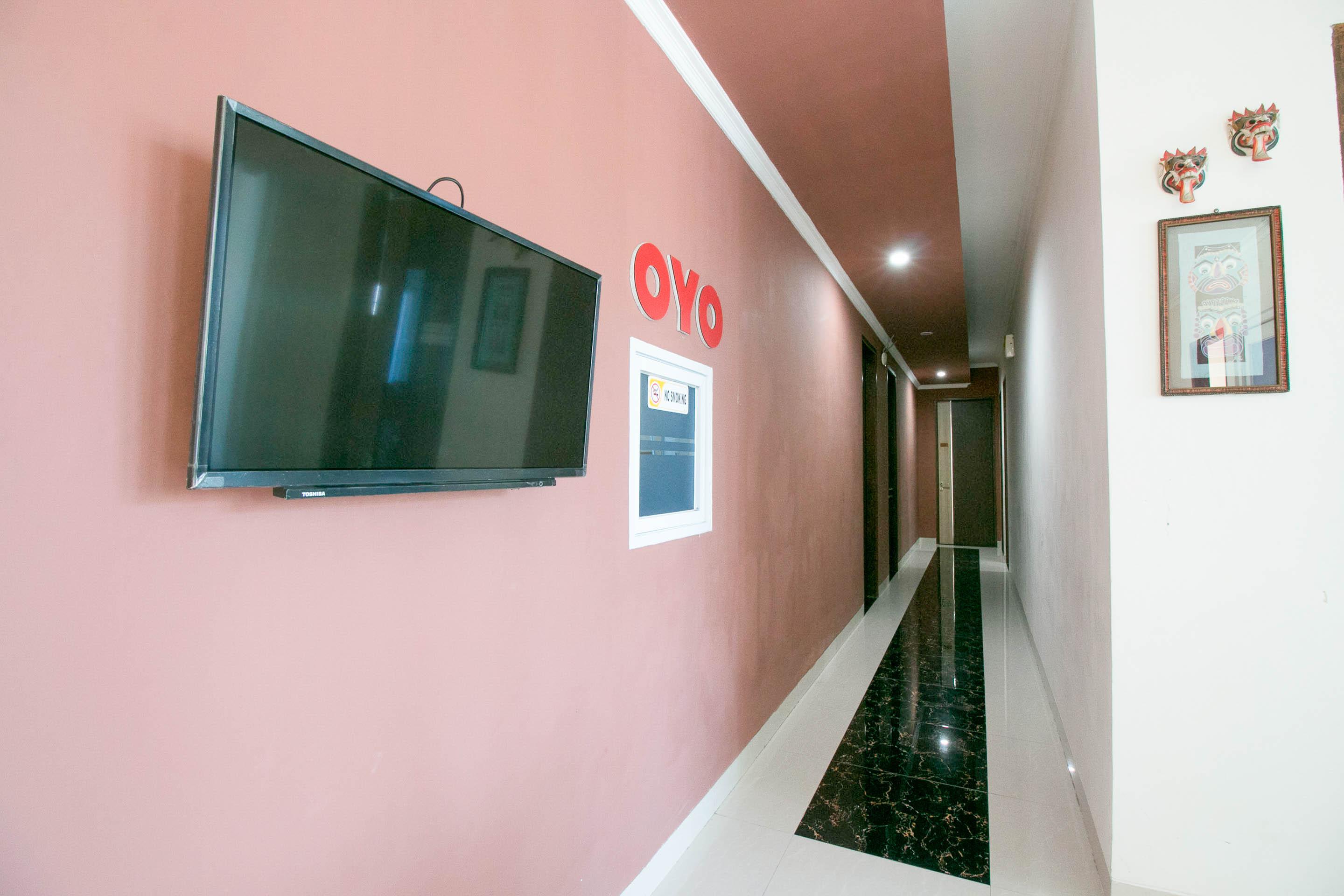Oyo 1975 Bale Ikite Hotel Makassar Eksteriør billede